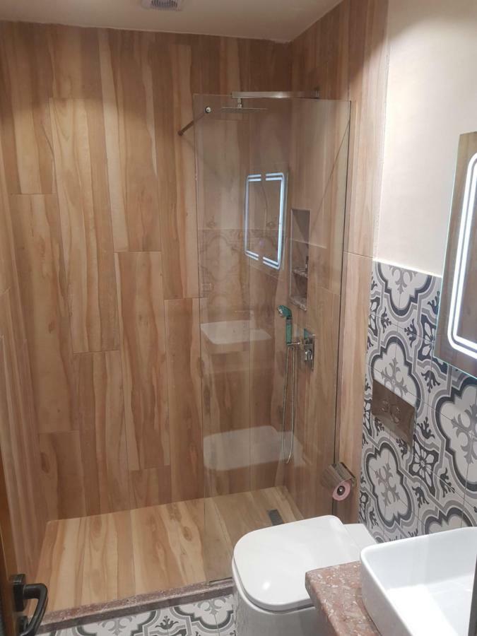 Pashuta Hotell Voskopojë Exteriör bild